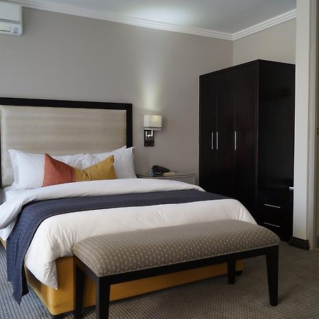 Regent Hotel City Gaborone Bagian luar foto