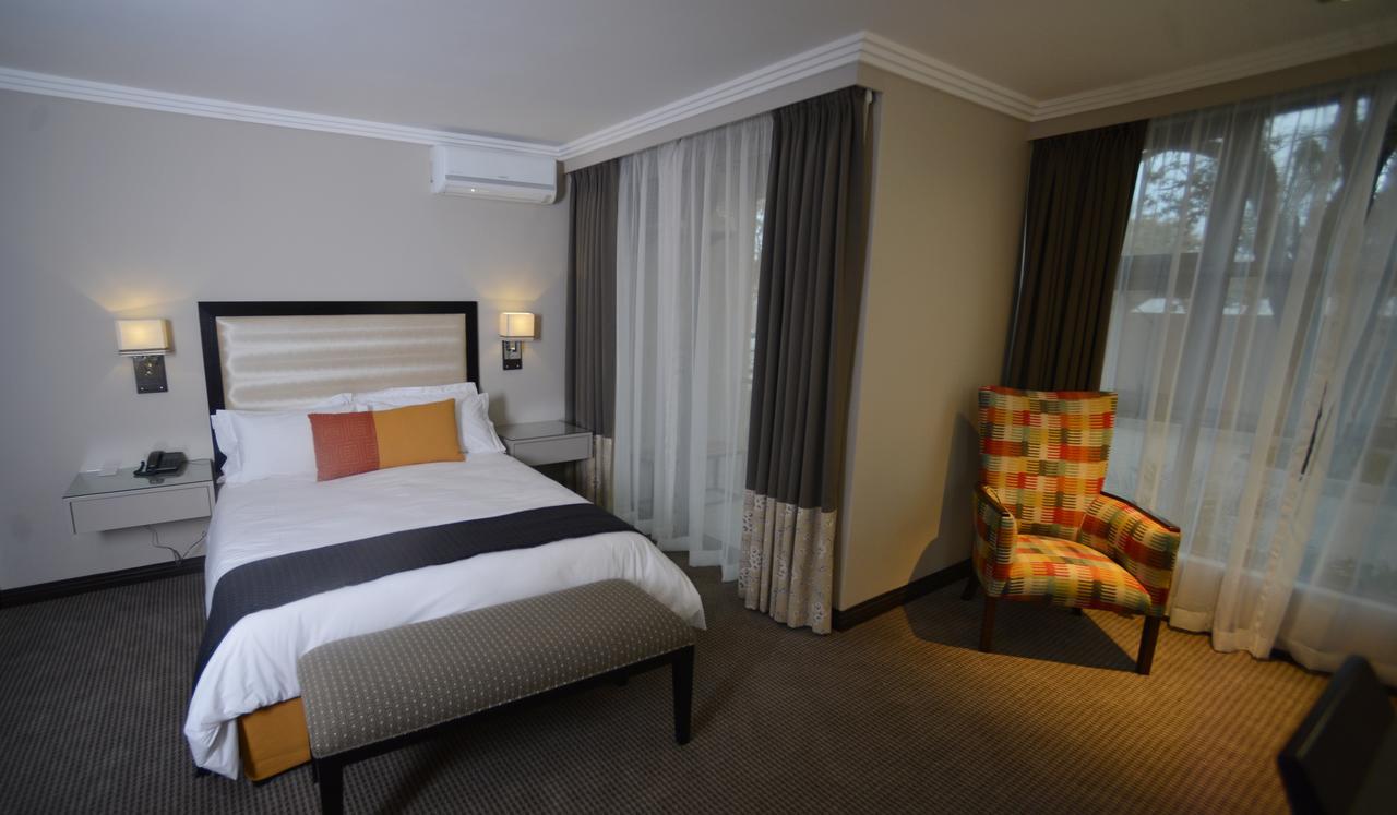 Regent Hotel City Gaborone Bagian luar foto