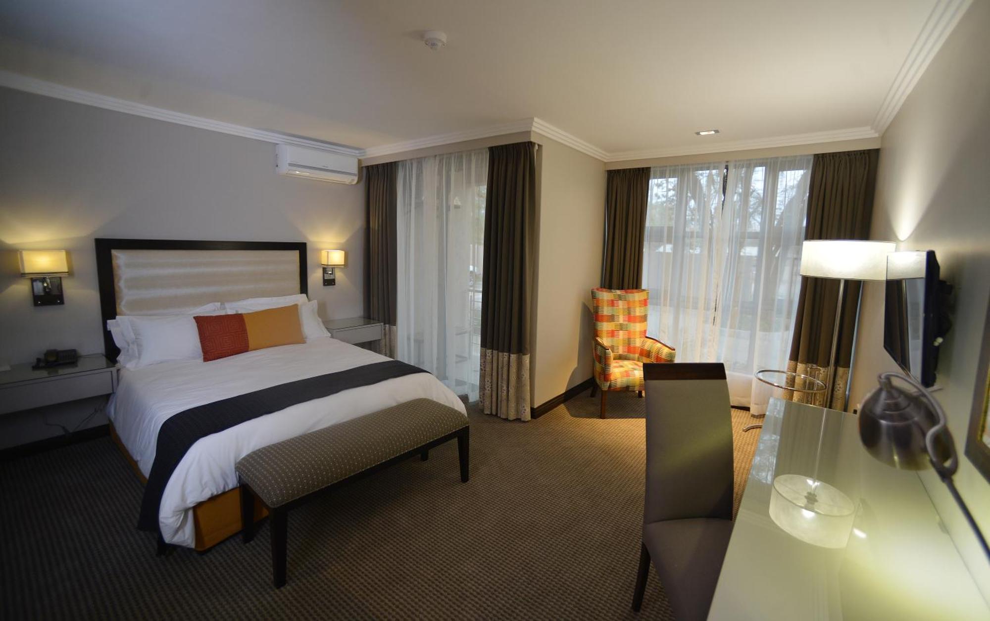 Regent Hotel City Gaborone Bagian luar foto